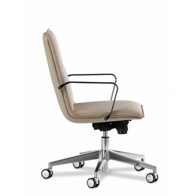 Epsilon S-Line B (Бежевая кожа) Кресло руководителя