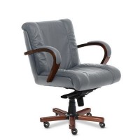 Master B (Серая кожа/темный орех) Кресло руководителя