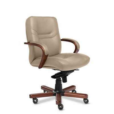 Minister B (Бежевая кожа/темный орех) Кресло руководителя