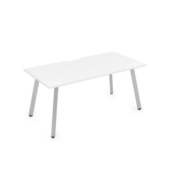 Стол для офиса 10СРВ.079 в отделке Белый премиум/Алюминий матовый, 1400х700х750 мм